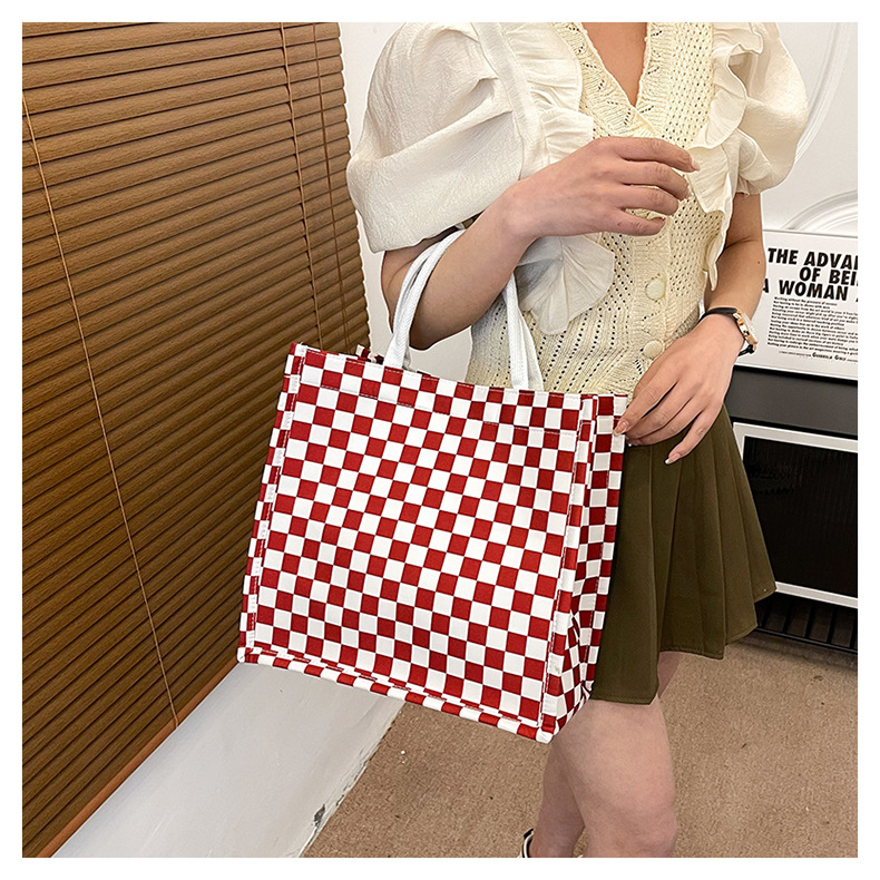 Large-capacity single-shoulder tote bag 2024 new style fashionable and textured trendy handbag for commuting and casual use, large checkered bag for women undefined