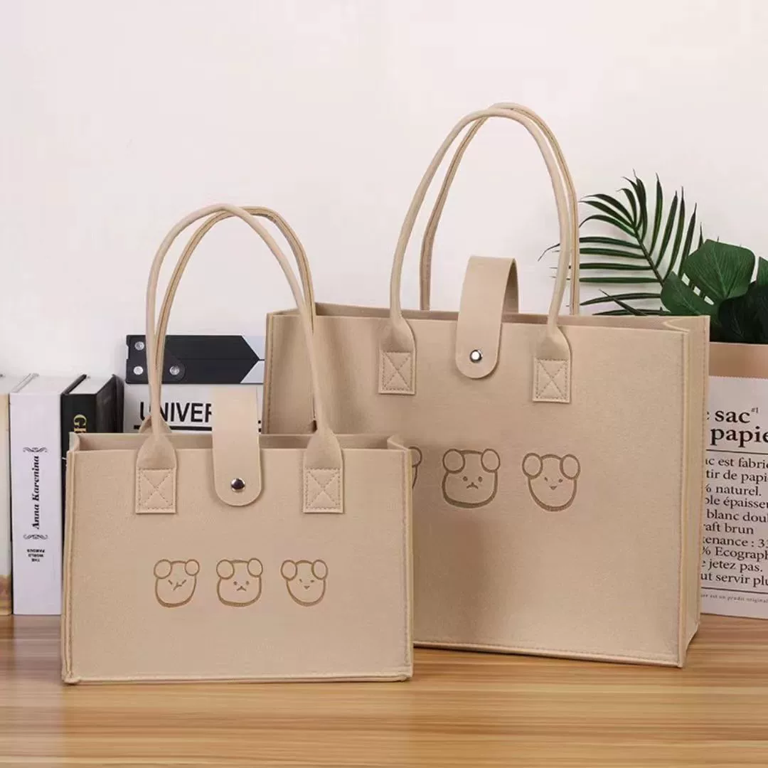 Capacious lunch box, organizer bag, custom-made, with little bears