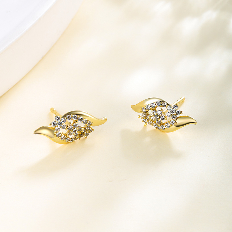 Joyas Xuping japonesas y coreanas transfronterizas pendientes de flores de diamantes para mujeres 14K pendientes compactos sensación de lujo ligero temperamento pendientes