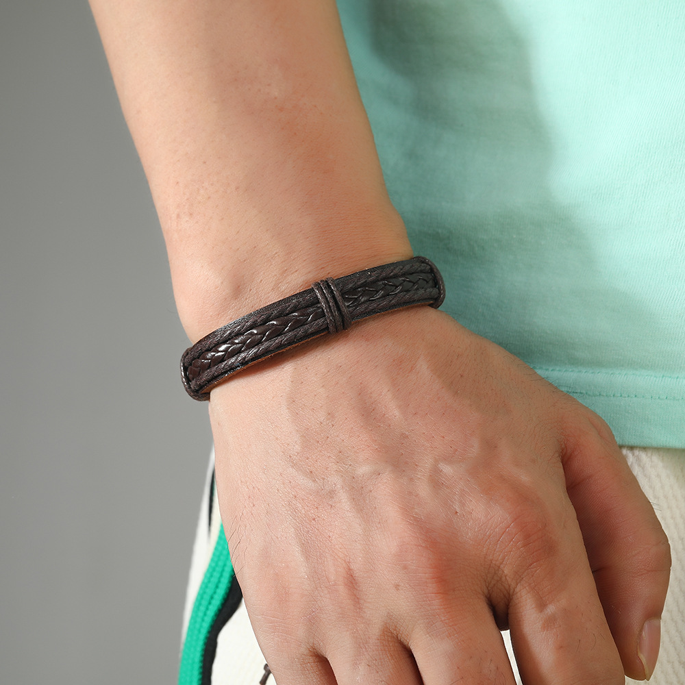 Men's Braided Leather Bracelet Rugged Charm Bracelet For Daily Wear_voghion.com