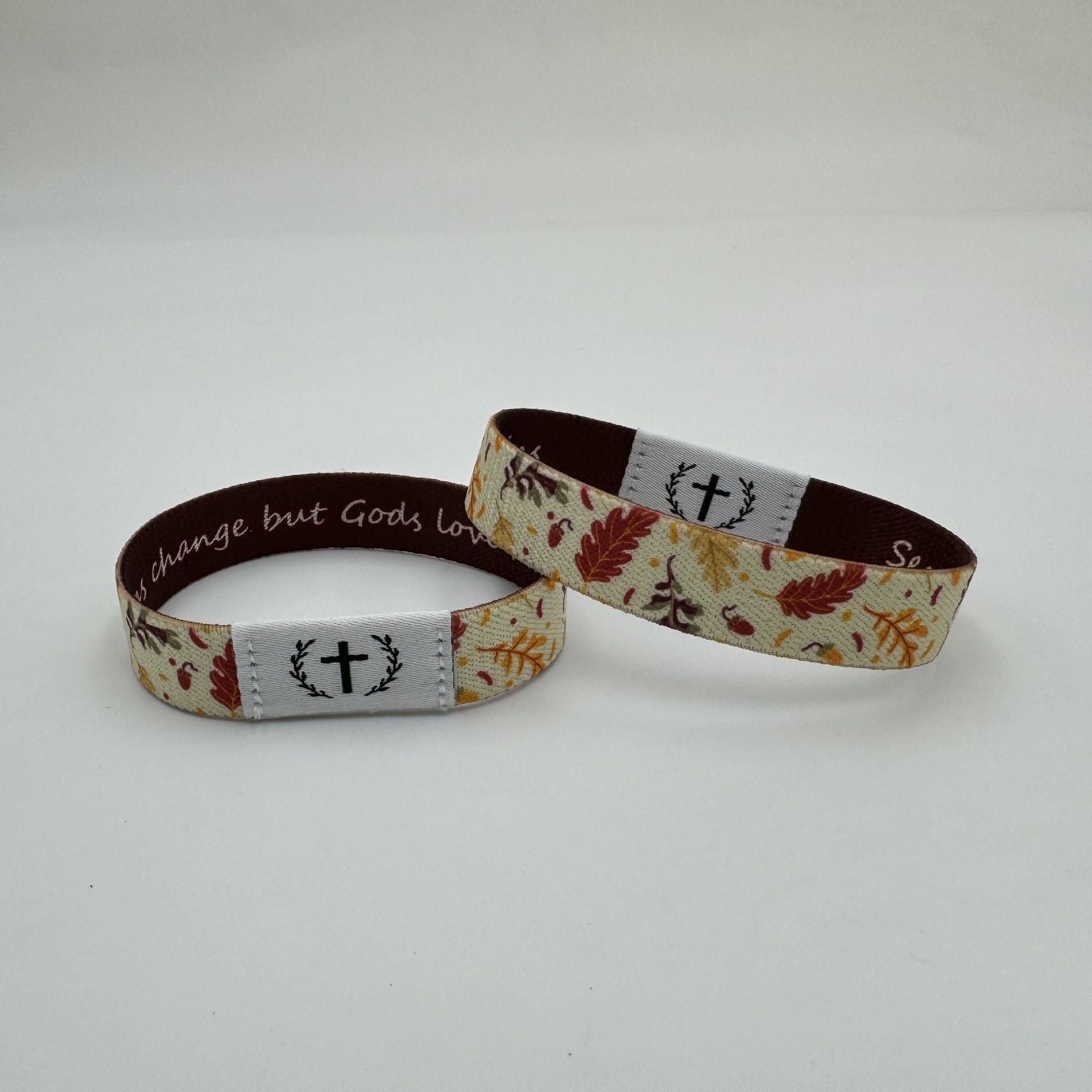 【잎 하나로 가을을 알다】