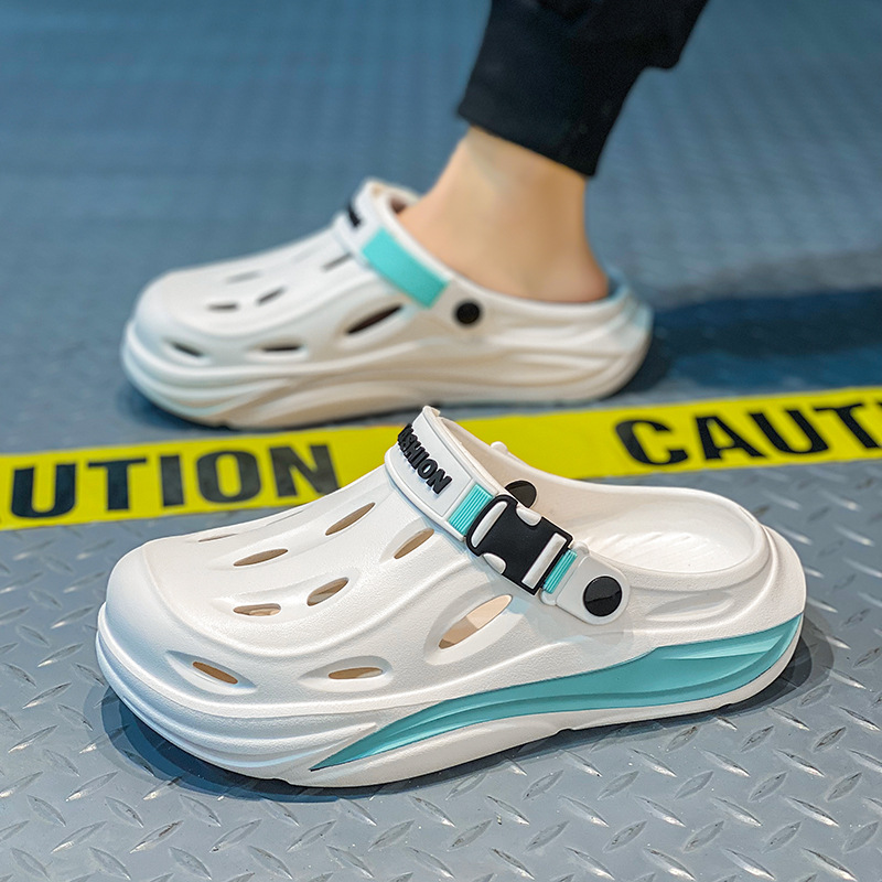 Zapatos con agujeros para hombres y mujeres nuevas medias pantuflas de verano transpirables y exteriores Baotou antideslizante pisando la mierda para conducir sandalias de alta gama