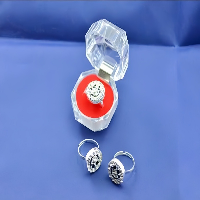 Caja de anillo de alta calidad, caja de joyería de anillo de acero inoxidable, anillo de titanio al por mayor, joyas de boda duras