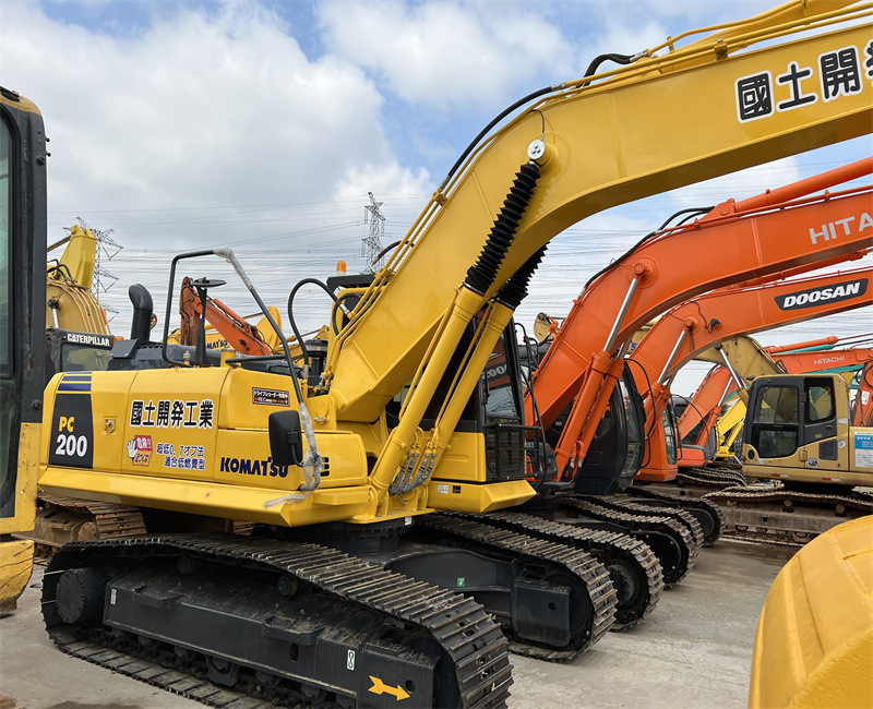 Perenne comercio exterior directo de segunda mano Komatsu 200 220 240 excavadora precio preferencial garantía de calidad