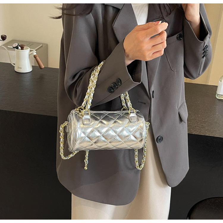 Piccola borsa a mano per donna 2024 nuova borsa a tracolla monospalla alla moda e alla moda, piccolo stile profumato, semplice_voghion.com