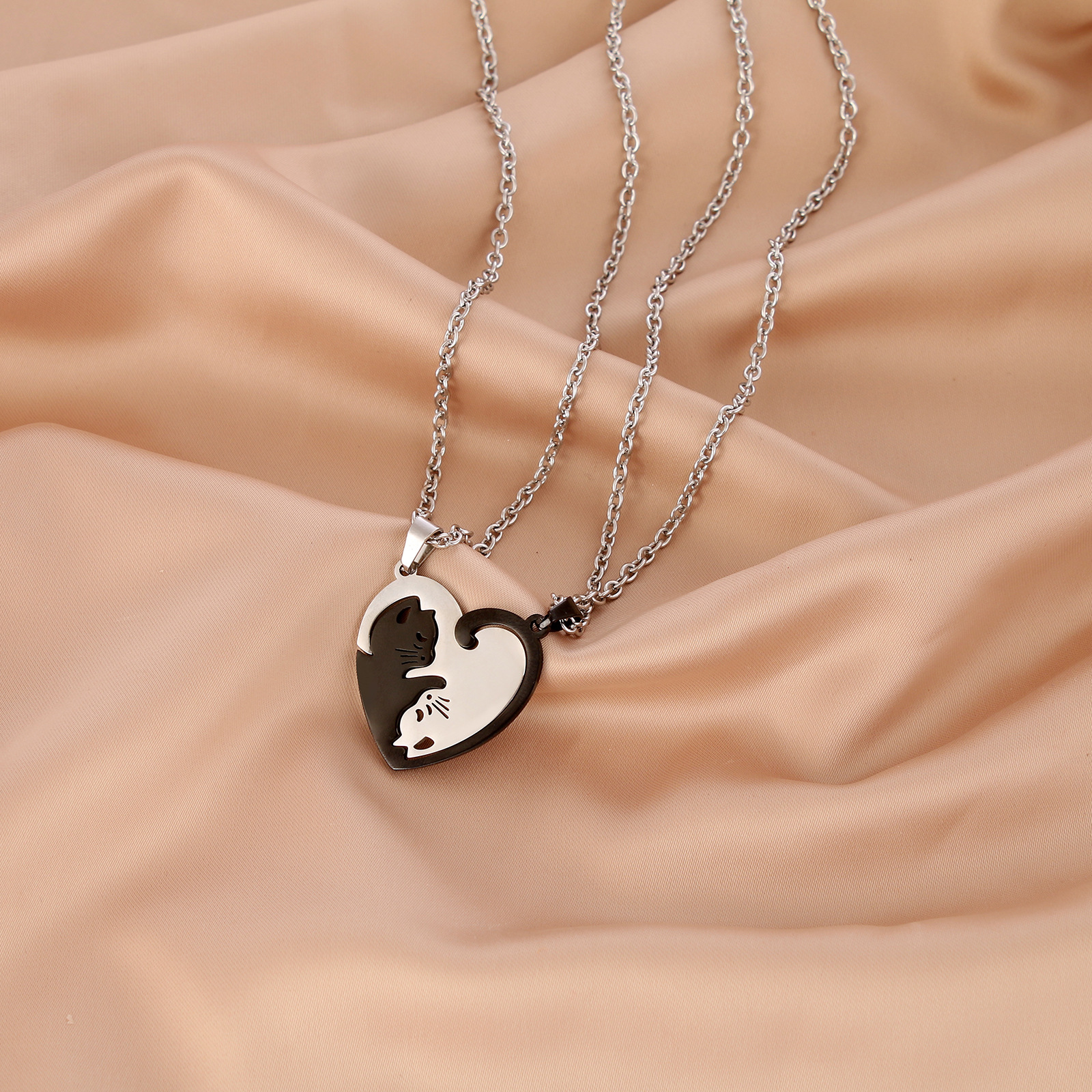 Simple Style Cat Stainless Steel Polishing Pendant Necklace 1 Pair display picture 2