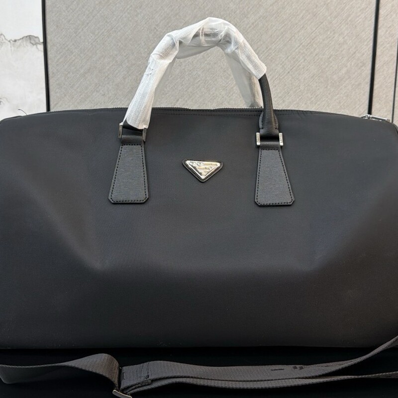 Cross-Border New Casual Travel Bag, Simple and Stylish Men's Bag, Shoulder Tote Bag, Airport Bag, Classic Versatile Style for Both Men and Women Cross-Border New Casual Travel Bag, Simple and Stylish Men's Bag, Shoulder Tote Bag, Airport Bag, Classic Versatile Style for Both Men and Women