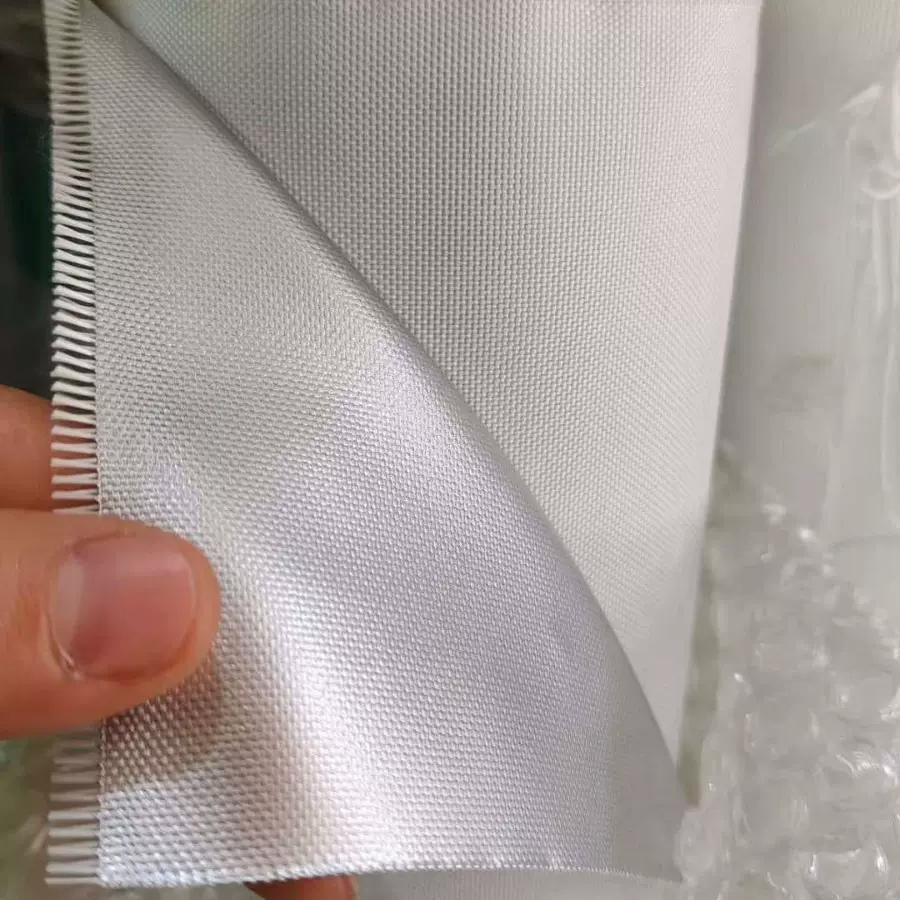 灰色陶瓷纤维复合硅胶布耐高温防火保温材料隔热阻燃陶瓷硅胶垫