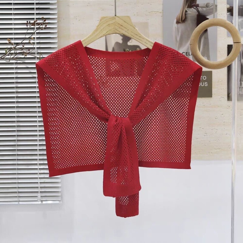 New hollow-out thin ice silk knitted shawl to pair with shirts and skirts, worn over a T-shirt or as a small vest for women in summer New hollow-out thin ice silk knitted shawl to pair with shirts and skirts, worn over a T-shirt or as a small vest for women in summer
