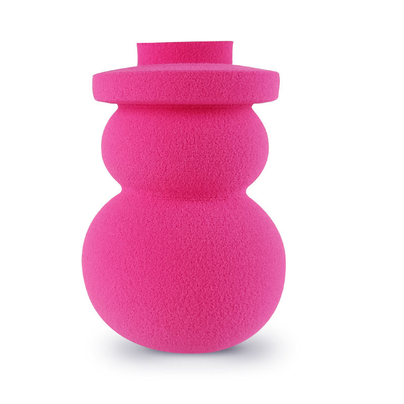 로즈-레드 후드 눈사람