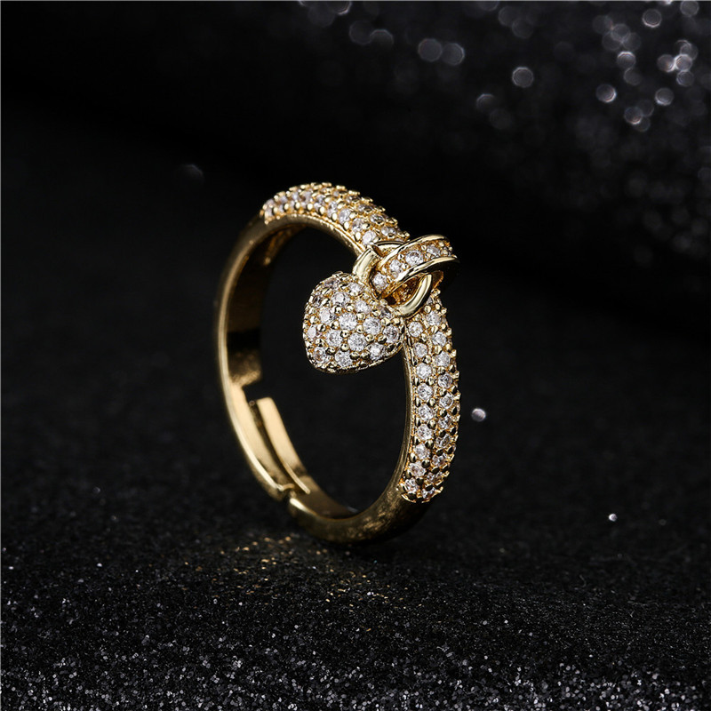 Fashion Copper Micro Inlaid Zircon Heart-shaped Pendant Ring display picture 6