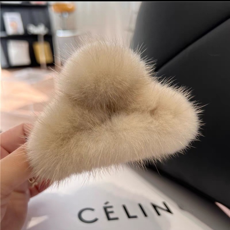 ミンクヘアグリッパー韓国のかわいいぬいぐるみヘアピン気質毛皮グリッパーバックヘッドクリップサメクリップ女性卸売|undefined