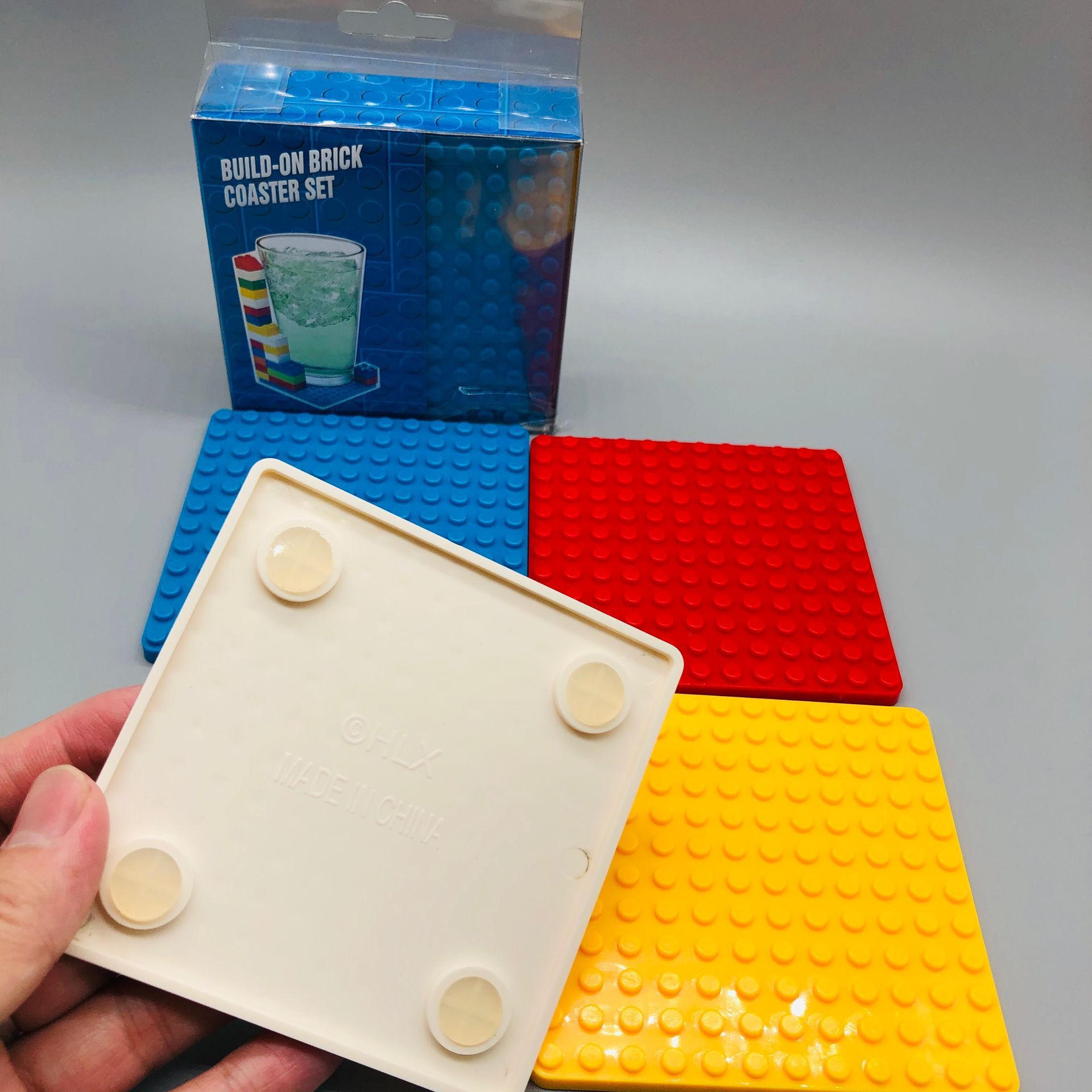 Construcción de la montaña rusa del bloque de construcción 4 pedazos del-onbrickcoasterset