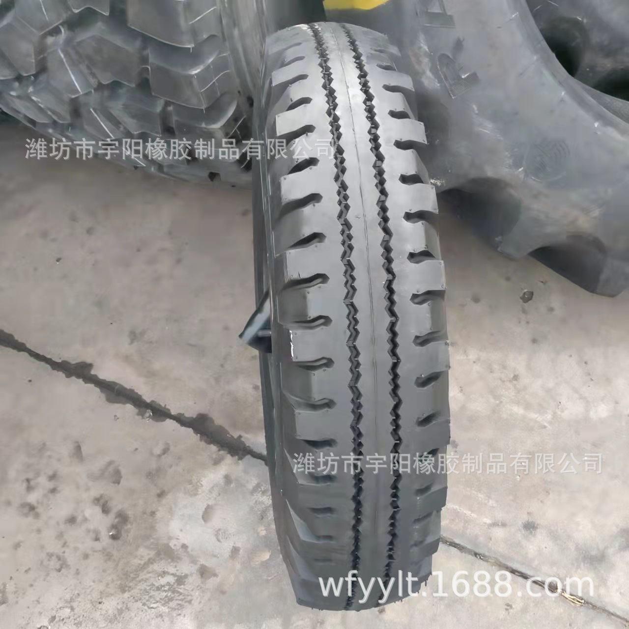 750-16 导向轮  手枪 /竹节花纹7.50-16农用轮胎