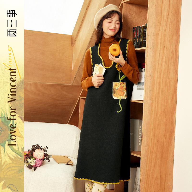 两三事梵高文艺兀自生长2023冬季立体向日葵印花布拼接连衣裙复古