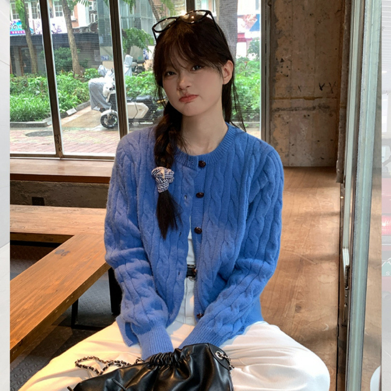 Song Zheng'En Blue Button Twist Knitted Cardigan Women's Autum New Loose Korean Style Chic Slim Long-Sleeved Top