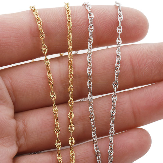 Cross-border New Stainless Steel Japanese Embossed Chain Sunflower Clavicle Chain Plaid Embossed DIY Titanium Steel Necklace Matching Chain