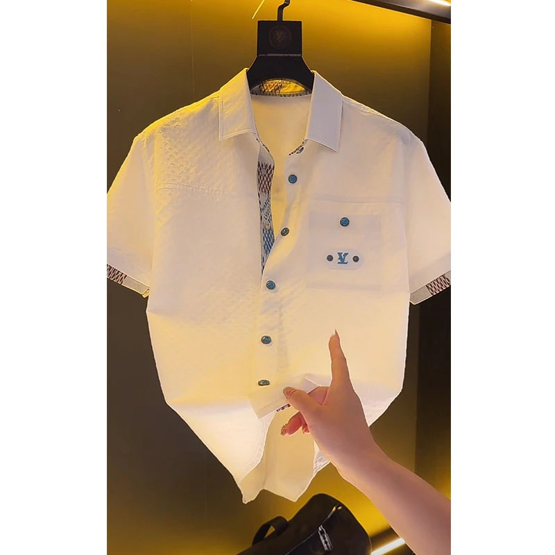 ヨーロッパの高級ブランド紳士服トップス 2025 夏の新デザインテクスチャード紳士カジュアルポロシャツ|undefined