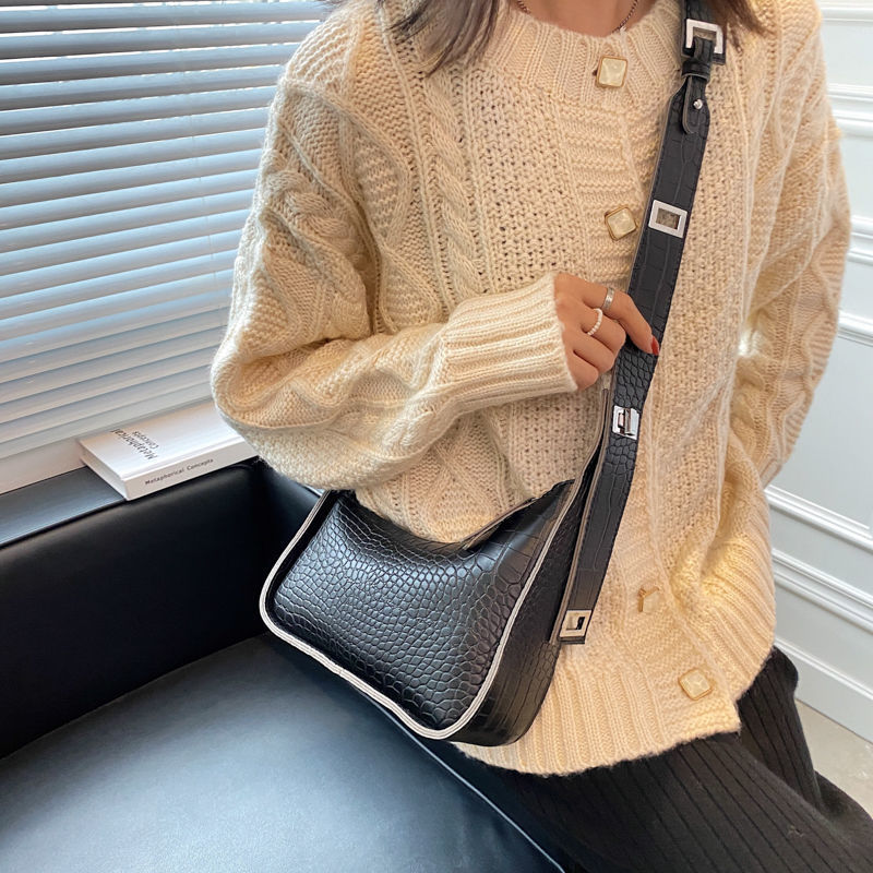 French Style Women's Saddle Bag, Large Embossed Shoulder Handbag_voghion.com