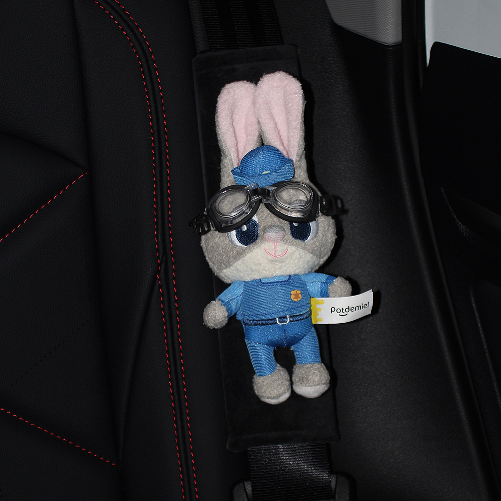 Nick Fox Zootopia Pilot Car Seat Shoulder Pad Decoration Seatbelt Protector Gift