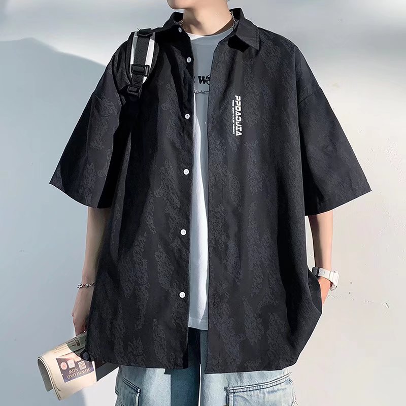 Una pieza de entrega verano nuevo estilo de Hong Kong marca de moda camisa casual de los hombres de manga corta Camisa suelta Ruan Shuai abrigo de moda hombres