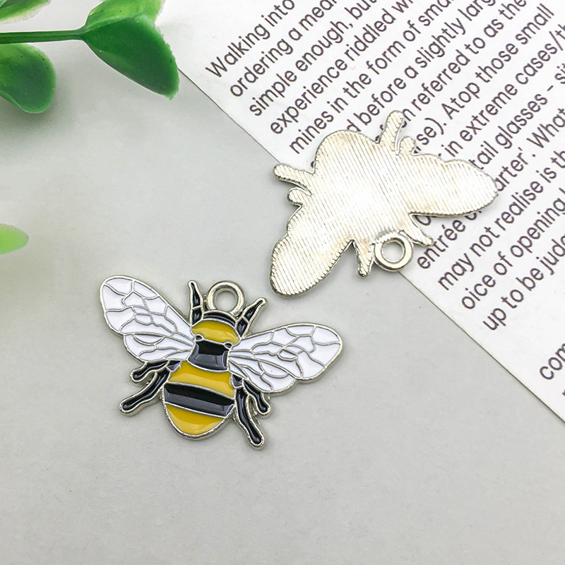 2g Weight Pendant Jewelry Making Type DIY Jewelry Accessories Classification 5 Models, 2 Each, 10/Bag Quantity Alloy Material Bee Pattern Cartoon Style Style Enamel, Enamel Craft Yellow Color 5 Models, 2 Each, 10/Bag Alloy Bee Pendant DIY Jewelry Accessories 1