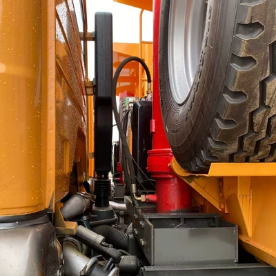 Yük maşınları Howo Front Four Rear