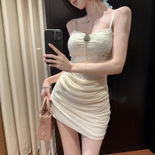 ���ص�+���Ρ��Ը���˿ƴ�ӵ�������ȹ2026�ļ������������ζ�ȹ