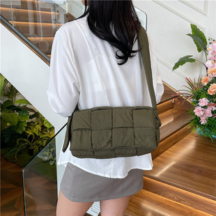 2024�����¿���d���^��Ůб���С�t��ͬ��������q����