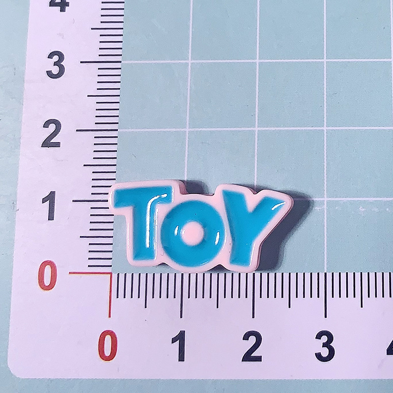 Nuevo alfabeto inglés marca diy accesorios de resina crema pegamento para el cabello clips para el cabello accesorios de taza para teléfonos móviles material de hebilla de zapatos