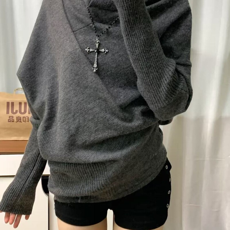 American Retro Bat Sleeve Turtleneck Gray Knitwear for Women 2025 Autum New Pullover Knitwear Design Top American Retro Bat Sleeve Turtleneck Gray Knitwear for Women 2025 Autum New Pullover Knitwear Design Top