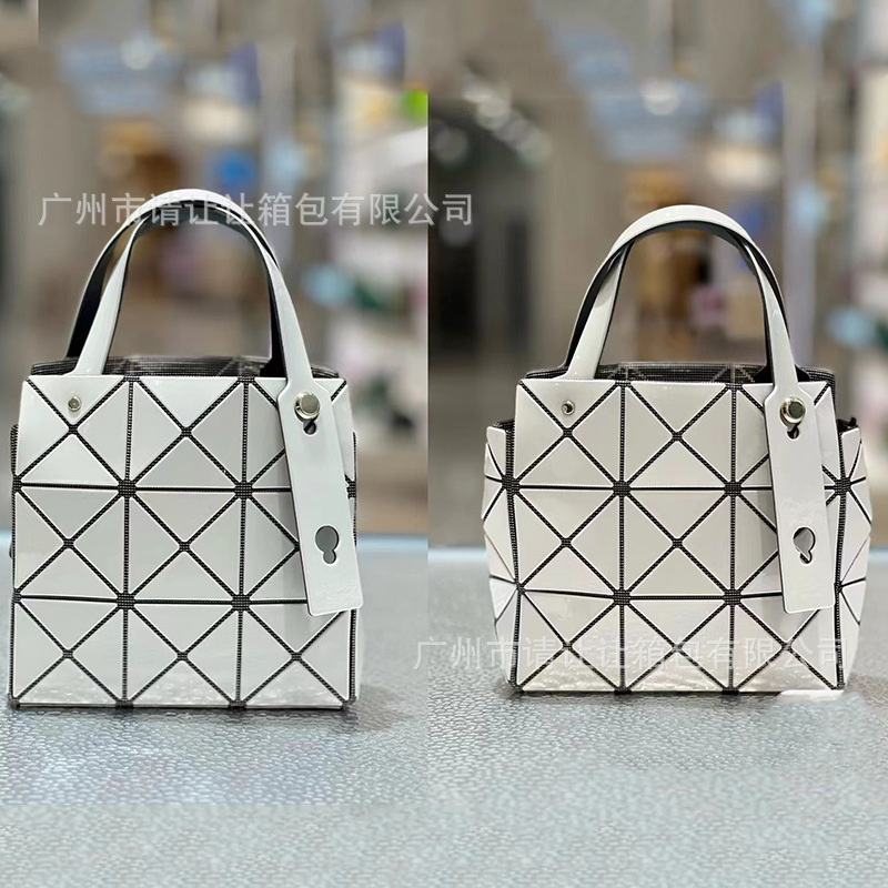 Life Original 9 month small square box mini geometric diamond small square bag metal shoulder underarm portable women's bag