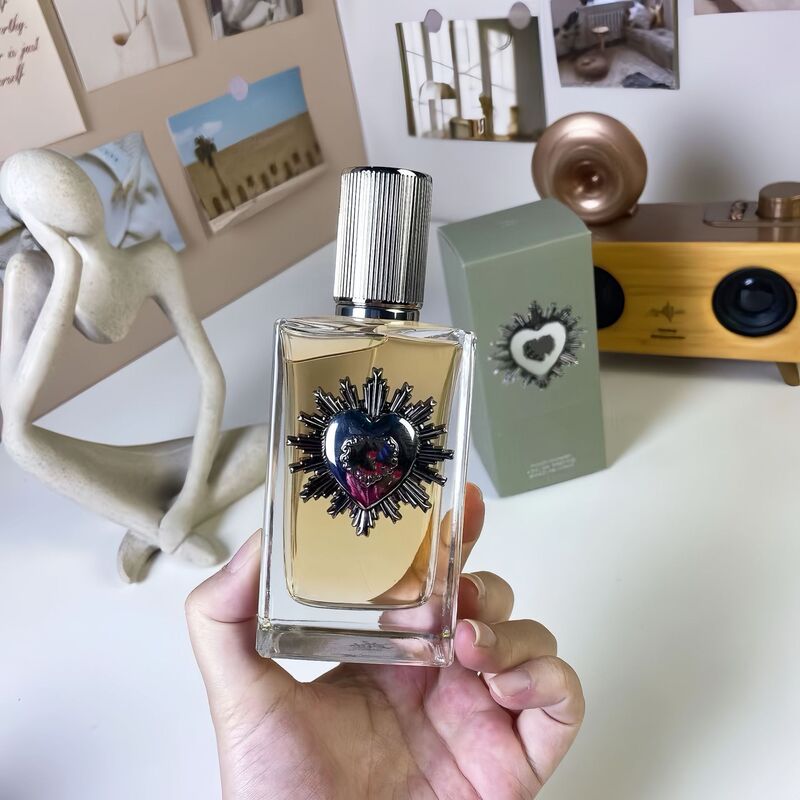 【貿易】ベトナム香水「デボーション」愛と献身の精神、メンズ濃厚フレグランス、卸売、発送代行、爽やかで上品|undefined