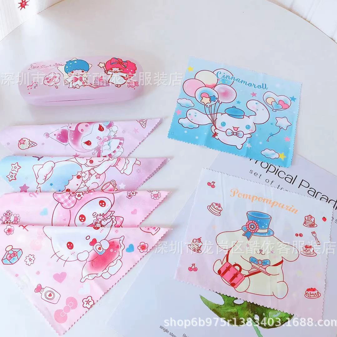 Cute Japanese cartoon glasses, mobile phone, screen