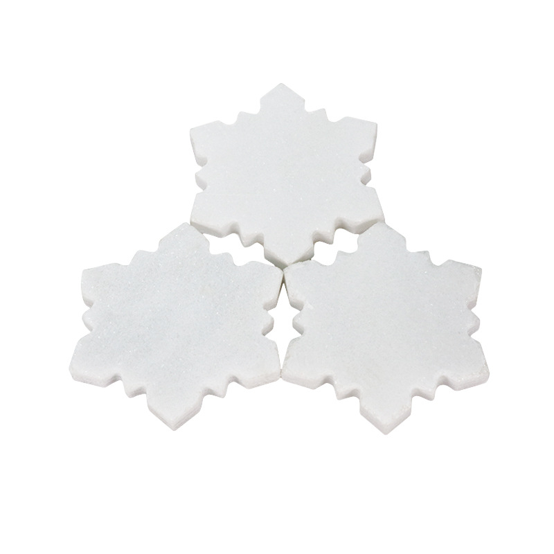 ���Ʊ�ŷ�����ʯ��������ѩ����״����ʯ�����Ƶ��Ӹ��ȵ�