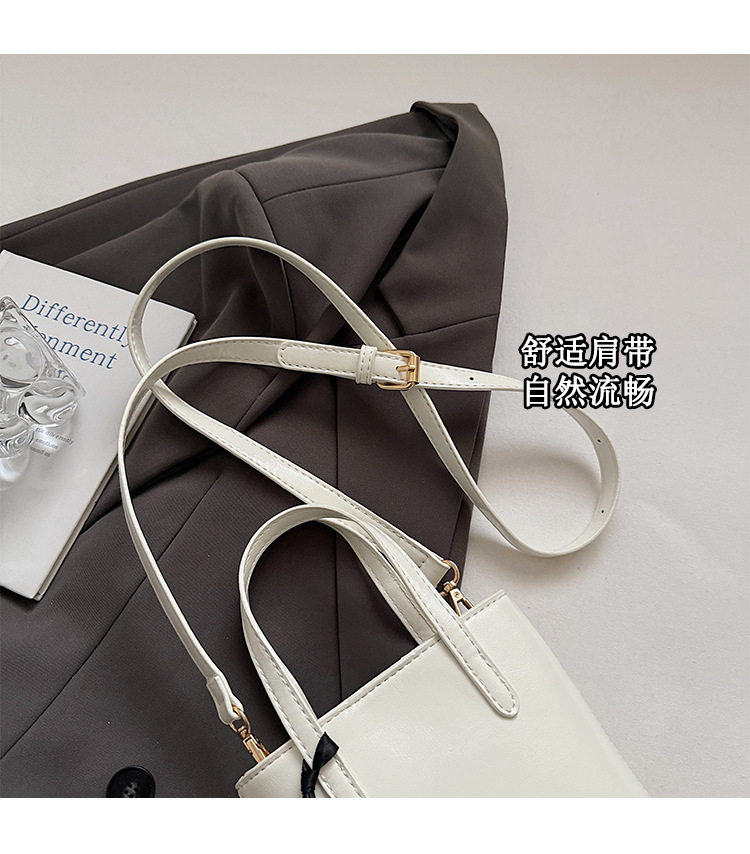 Fashionable and high-quality hand-held small bag for women, 2025 new summer Instagram versatile phone bag, Korean style trendy crossbody bag undefined