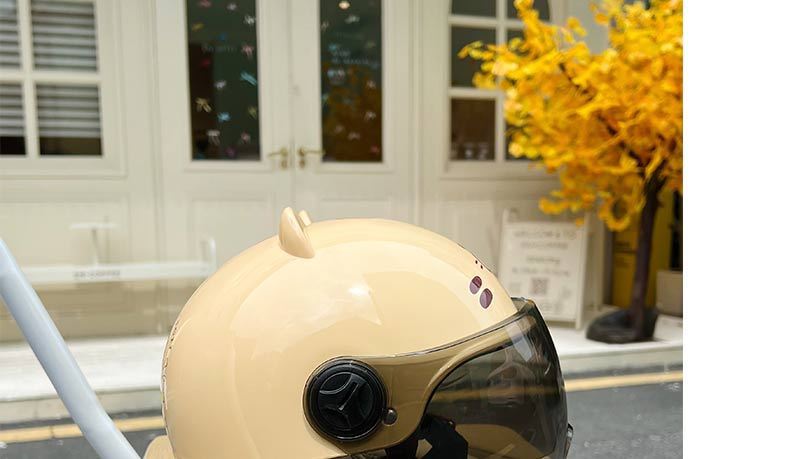 Little Tiger New Standard Children's Helmet Electric Car Sunscreen