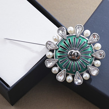 �r���¿��}�Q�G̫ꖻ���� ���B