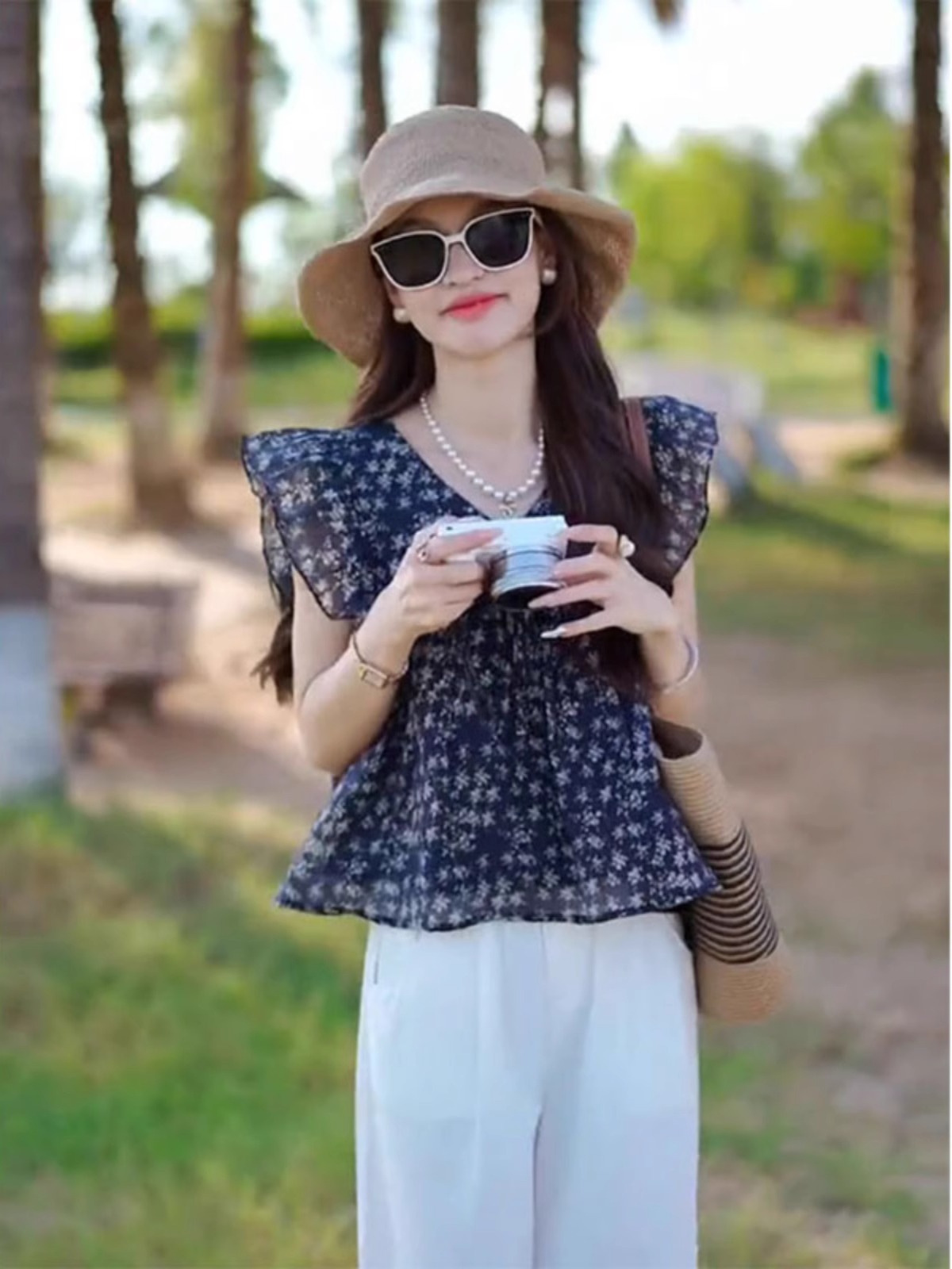 Áo hai dây nữ tay bèo họa tiết hoa nhí chất voan kiểu Pháp — Màu xanh lam nhạt chi tiết 6