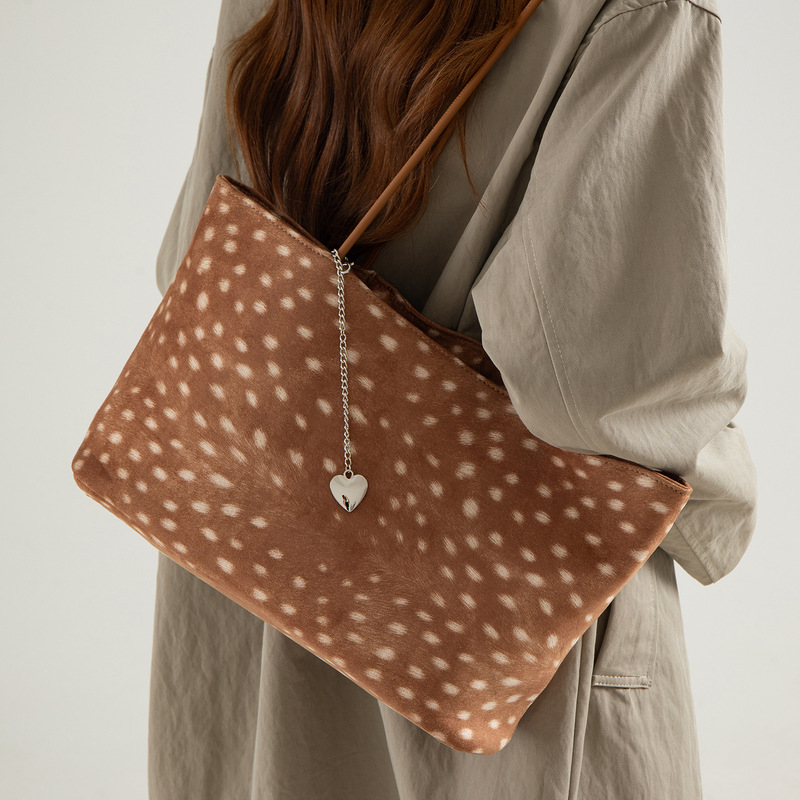 Vintage Deer Pattern Spotted Handbag for Work and Commuting, New Fashionable Niche Casual Suede Tote Bag Vintage Deer Pattern Spotted Handbag for Work and Commuting, New Fashionable Niche Casual Suede Tote Bag