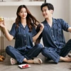 Wide-strip gray blue model-short-sleeved trousers