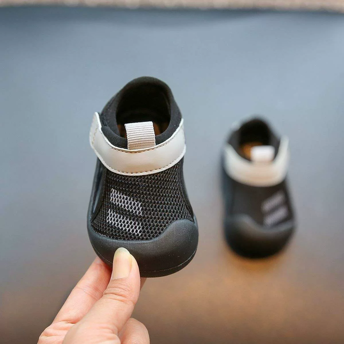 Детские летние сандалии, детская обувь для малышей, дышащая обувь с мягкой подошвой и сеткой, летняя обувь для мальчиков 1 года, женская обувь для малышей