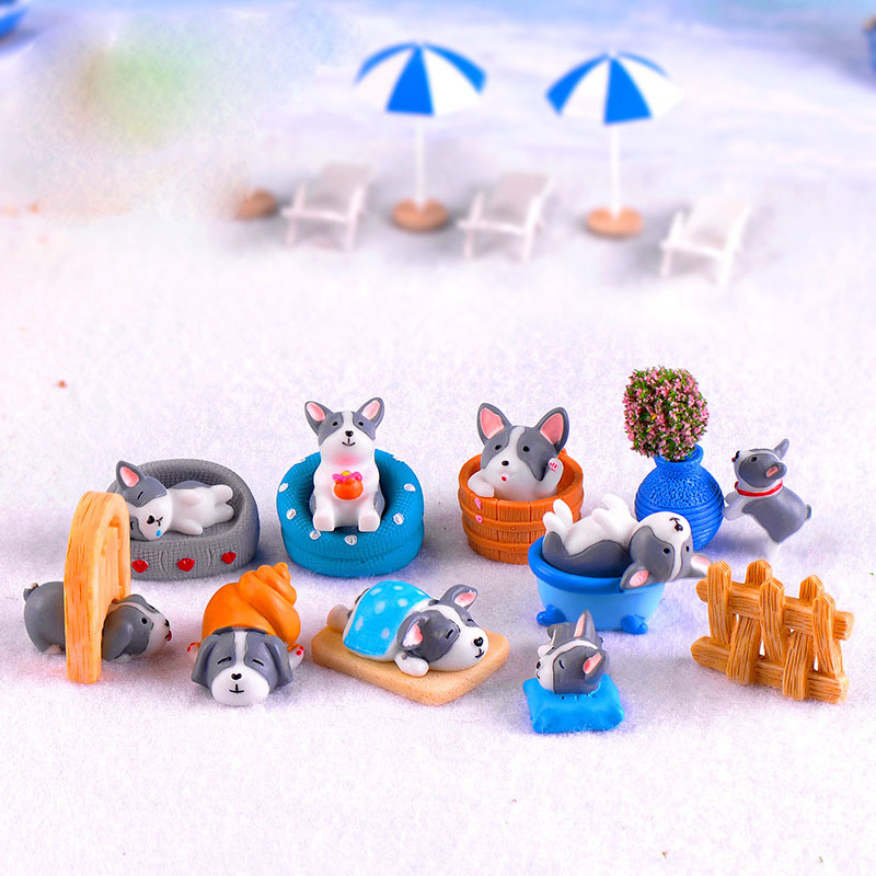 Micro-landscape decorations Mediterranean adorable dog cake car sand table flower pot fish tank landscaping ornaments