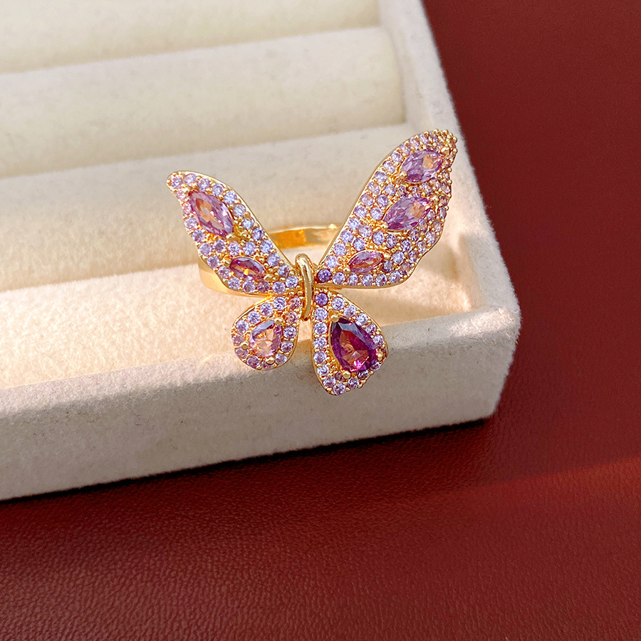 Collar de mariposa de piedra púrpura ligero de lujo nicho cadena de clavícula de alta calidad temperamento de moda conjunto de joyería versátil
