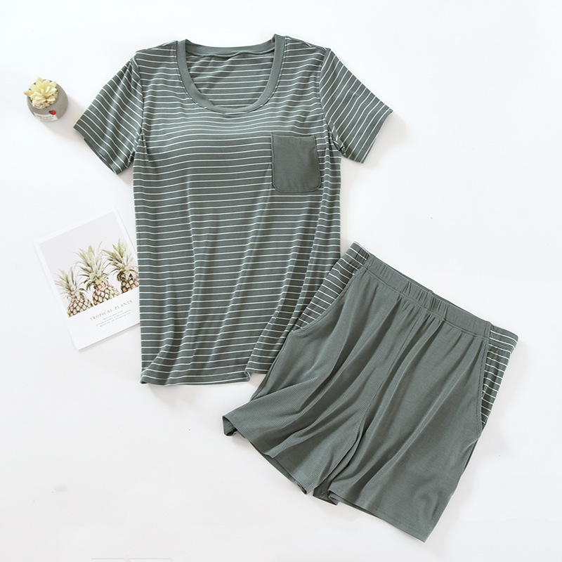 녹색과 흰색 줄무늬