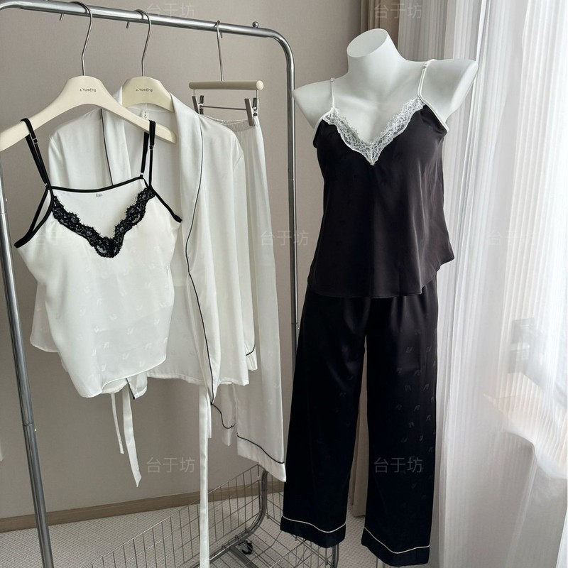 春秋有胸垫冰丝睡衣三件套女长袖长裤家居服套装可外穿透气抗菌|undefined