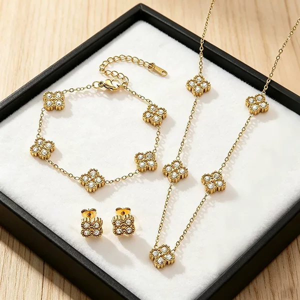 Cross-Border New Product Four-Leaf Clover Stainless Steel Diamond-Studded Earrings, Necklace, and Bracelet Set 18K Gold Non-Fading Necklace