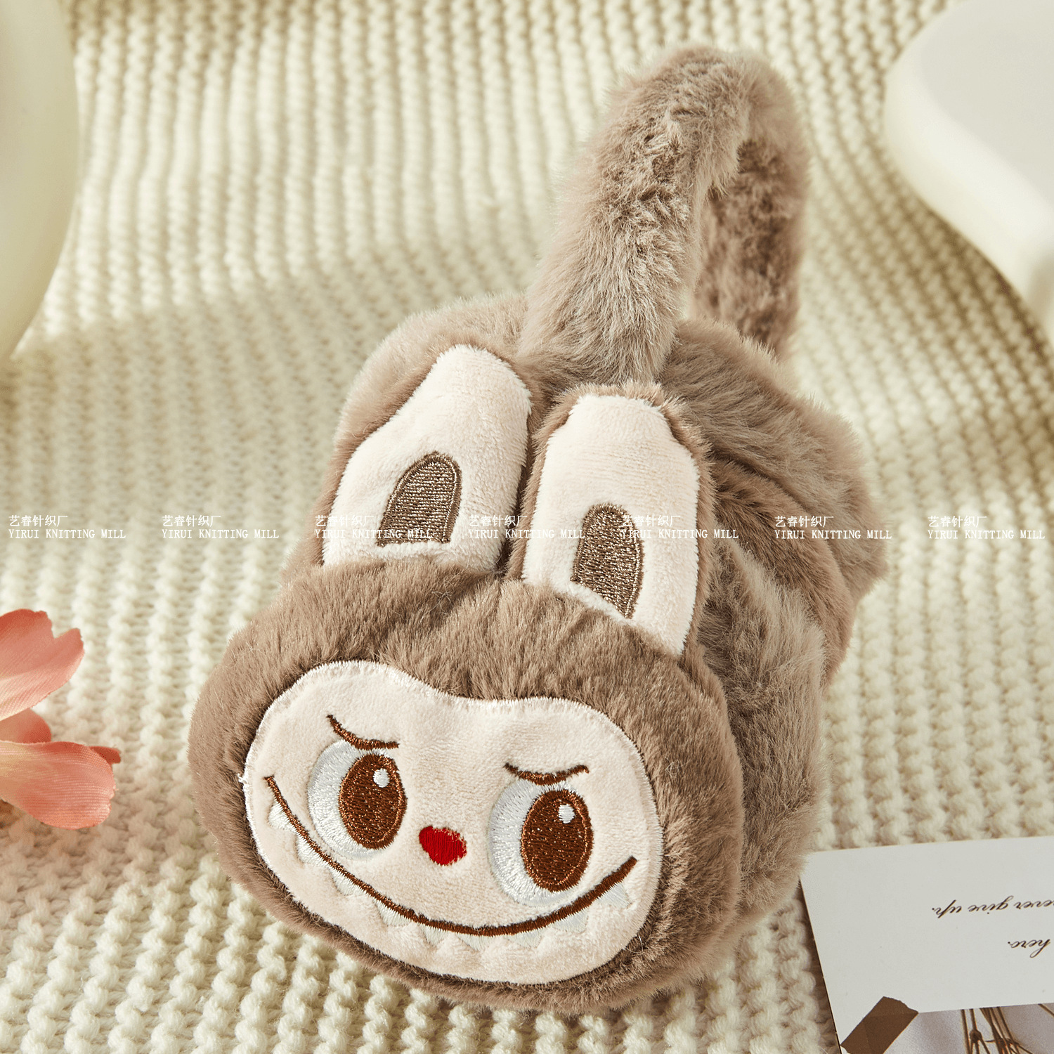 秋冬の新型アニメかわいい布ウサギのぬいぐるみ耳当て学生児童の凍結防止保温耳当て