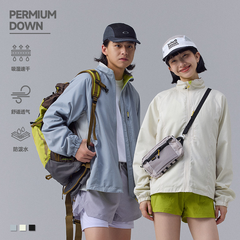 Lightweight Windproof, Water-Repellent, Breathable and Warm Jacket, Autumn and Winter Spliced ​​Stand-Up Collar Moisture-Wicking Sports Jacket