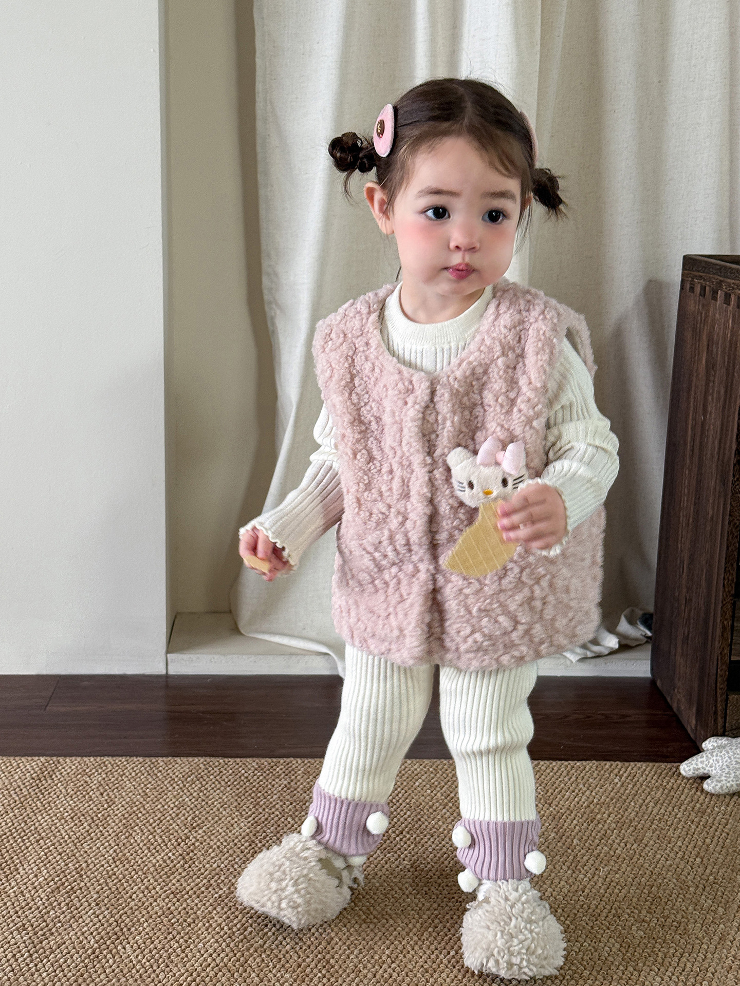 Sugar Pear ropa infantil chaleco de invierno de niñas más vello grueso 2025 nuevo chaqueta de cordero para niños ropa de bebé